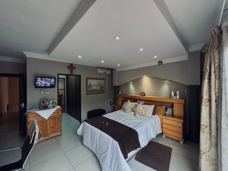 4 Bedroom Property for Sale in Vaalpark Free State